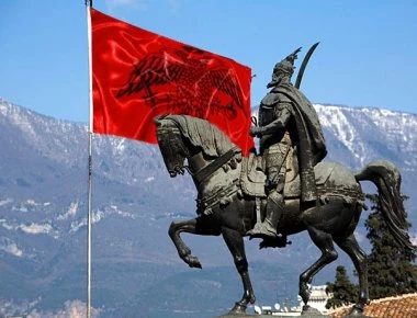 Το μικρό Μαυροβούνιο αντιστέκεται στην αλβανική επεκτατικότητα και λέει «όχι» σε άγαλμα του Σκεντέρμπεη